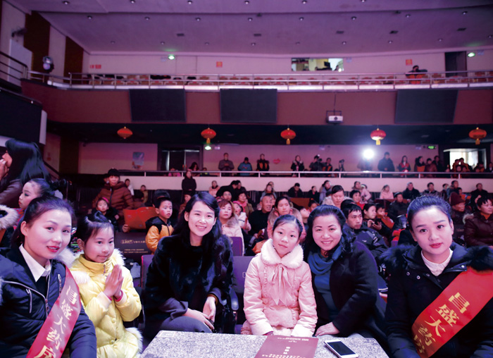 �������й���